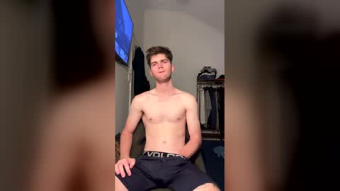Snapshot of aussieboyethan chatting on 03/25/26, 12:44 aussieboyethan online show from 03/25/26, 12:44