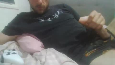 Snapshot of aussiebwc93 chatting on 10/02/25, 03:02 aussiebwc93 online show from 10/02/25, 03:02