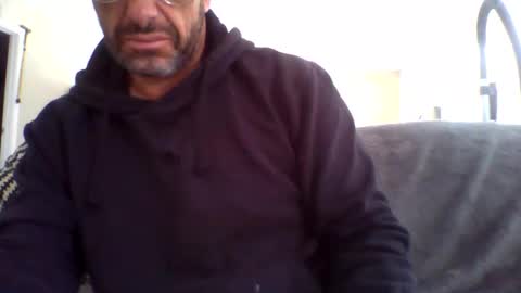 Snapshot of aussieguy59660 chatting on 10/12/25, 12:09 aussieguy59660 online show from 10/12/25, 12:09