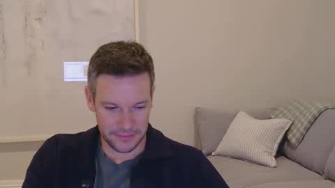 aussiesurfer0000 online show from 05/15/26, 05:14