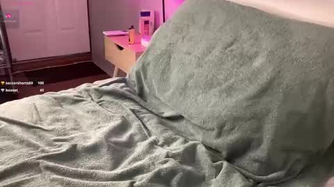 Snapshot of aussietwunkboy chatting on 11/20/25, 03:50 aussietwunkboy online show from 11/20/25, 03:50