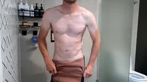 Snapshot of aussieweapon chatting on 03/03/26, 07:14 Nick online show from 03/03/26, 07:14