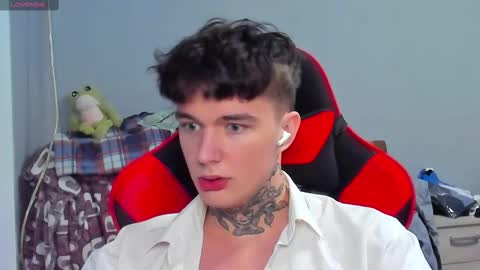 Snapshot of austen_milker chatting on 12/15/24, 10:58 Austen online show from 12/15/24, 10:58