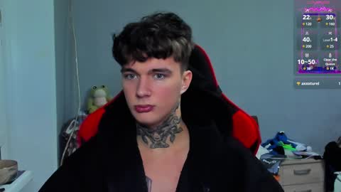 Snapshot of austen_milker chatting on 12/19/24, 12:34 Austen online show from 12/19/24, 12:34