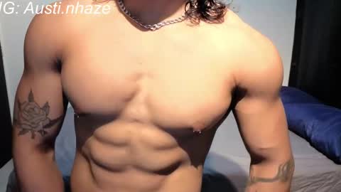 Snapshot of austiin_haze chatting on 05/21/26, 01:01 Austin online show from 05/21/26, 01:01