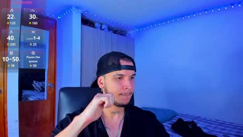 Snapshot of austin_curry chatting on 02/24/25, 01:24 A online show from 02/24/25, 01:24