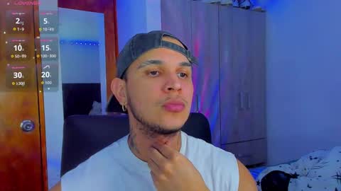 Snapshot of austin_curry chatting on 09/15/25, 11:38 A online show from 09/15/25, 11:38