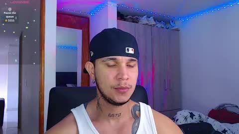 Snapshot of austin_curry chatting on 09/21/25, 10:11 A online show from 09/21/25, 10:11