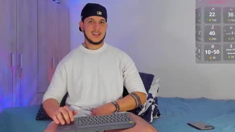 Snapshot of austin_curry chatting on 11/18/25, 09:52 A online show from 11/18/25, 09:52