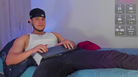 Snapshot of austin_curry chatting on 11/25/25, 04:23 A online show from 11/25/25, 04:23