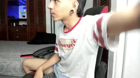 Austin online show from 11/11/25, 02:17