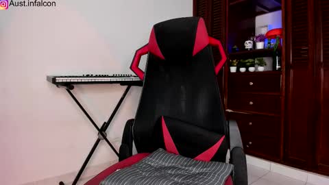 Snapshot of austin_falcon chatting on 03/07/26, 07:11 Austin online show from 03/07/26, 07:11