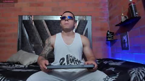 austin_latin444 online show from 02/05/25, 01:04