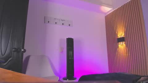 austin_rouse online show from 10/31/25, 08:15