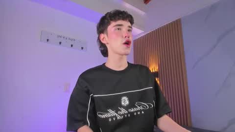 Snapshot of austin_rouse chatting on 03/10/26, 08:03 austin_rouse online show from 03/10/26, 08:03