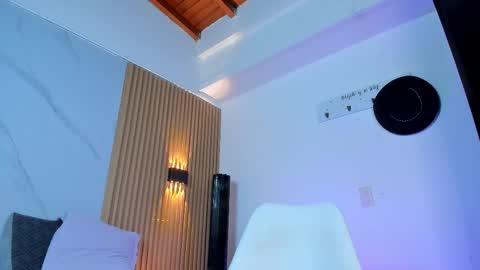 Snapshot of austin_rouse chatting on 03/27/26, 07:35 austin_rouse online show from 03/27/26, 07:35