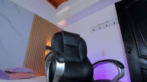 Snapshot of austin_rouse chatting on 03/29/26, 07:36 austin_rouse online show from 03/29/26, 07:36