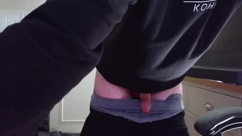 Snapshot of austineaimes chatting on 04/24/26, 10:07 Austinaimes online show from 04/24/26, 10:07