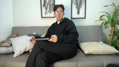 austinreeds online show from 11/08/25, 11:43