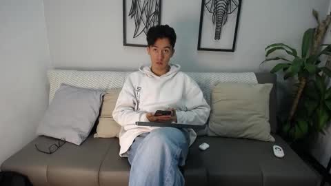 austinreeds online show from 11/18/25, 02:54