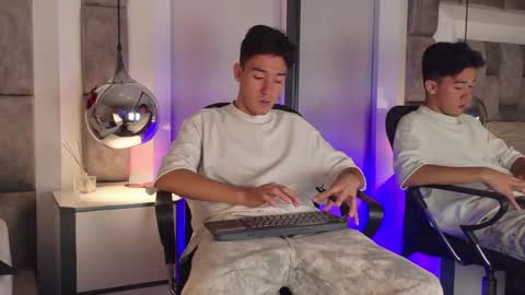 austinreeds online show from 05/13/26, 12:57