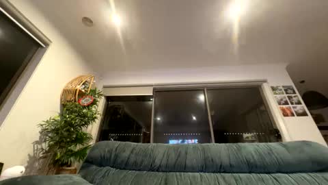 Snapshot of austintoner85 chatting on 03/21/26, 10:20 austintoner85 online show from 03/21/26, 10:20