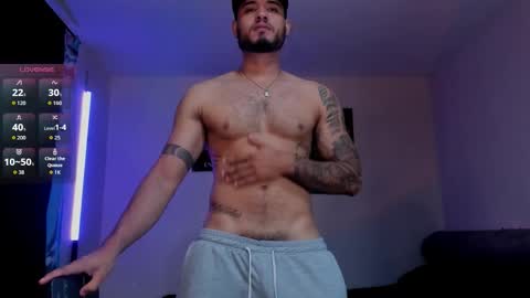 Snapshot of austintorres_ chatting on 01/15/26, 01:43 AustinTorres online show from 01/15/26, 01:43