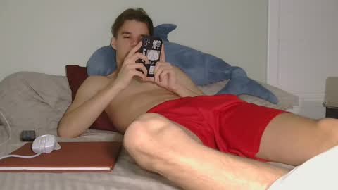 Snapshot of auston_r1ch chatting on 01/28/25, 10:01 Auston 3 online show from 01/28/25, 10:01