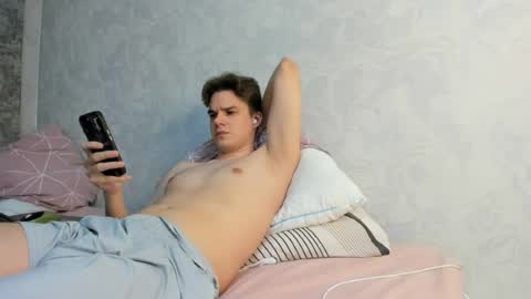 Snapshot of auston_r1ch chatting on 07/10/26, 08:11 Auston 3 online show from 07/10/26, 08:11