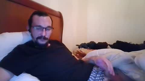 Snapshot of author980 chatting on 12/02/25, 12:54 author980 online show from 12/02/25, 12:54