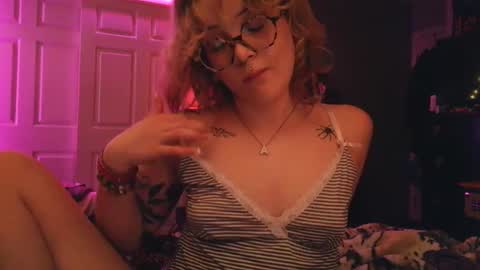 Autie 3 online show from 02/25/26, 03:27