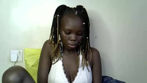 Snapshot of autumnbeagle chatting on 09/09/25, 09:53 autumnbeagle online show from 09/09/25, 09:53