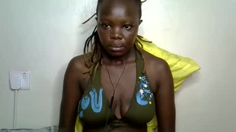 Snapshot of autumnbeagle chatting on 11/06/25, 01:06 autumnbeagle online show from 11/06/25, 01:06