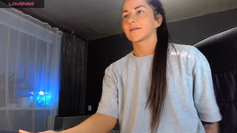 Snapshot of ava__doll chatting on 01/28/25, 04:08 Ava online show from 01/28/25, 04:08