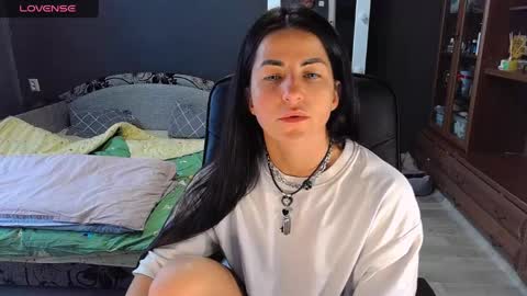 Snapshot of ava__doll chatting on 04/15/26, 09:49 Ava online show from 04/15/26, 09:49