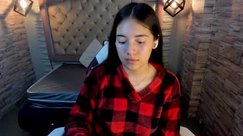              online show from 12/03/24, 03:20