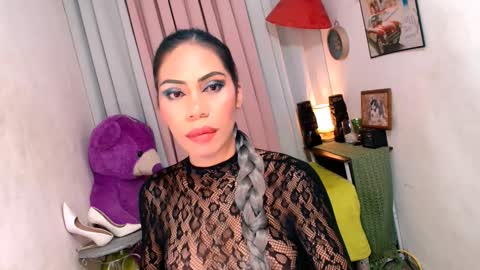 Ava online show from 12/19/24, 01:40