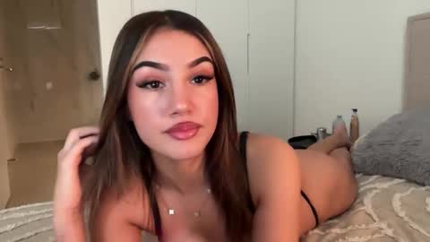 Snapshot of ava_delightt chatting on 11/14/25, 11:35 Ava online show from 11/14/25, 11:35