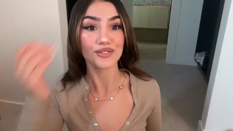 Ava  online show from 02/26/26, 10:53