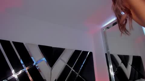 Snapshot of ava_fontana2 chatting on 02/15/25, 10:21 Ava Fontana online show from 02/15/25, 10:21