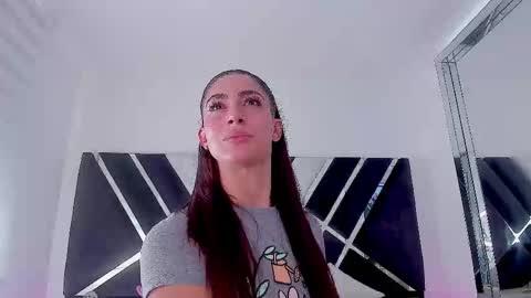 Snapshot of ava_fontana2 chatting on 10/25/25, 07:19 Ava Fontana online show from 10/25/25, 07:19