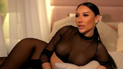 Snapshot of ava_heath chatting on 04/10/26, 01:22 Ava online show from 04/10/26, 01:22