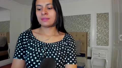 Ava  online show from 10/25/25, 12:34