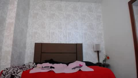 Snapshot of ava_raye chatting on 05/01/26, 06:45 Ava online show from 05/01/26, 06:45