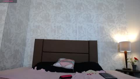 Snapshot of ava_raye chatting on 05/26/26, 06:59 Ava online show from 05/26/26, 06:59
