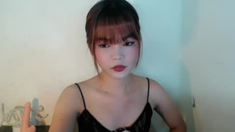 Snapshot of ava_slut24 chatting on 08/04/26, 09:06 Vye online show from 08/04/26, 09:06
