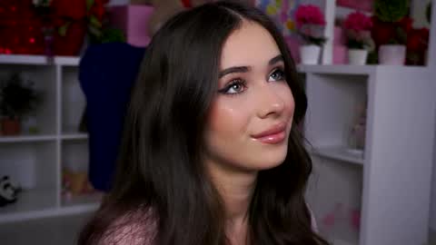 Ava online show from 02/18/26, 07:43