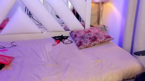 Ava Wilde online show from 11/04/25, 08:08