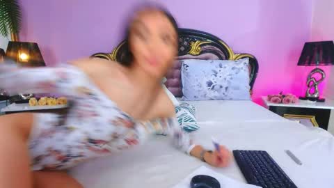 avaaaddamss online show from 11/14/25, 10:14