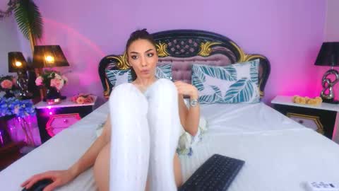 avaaaddamss online show from 02/16/26, 10:11